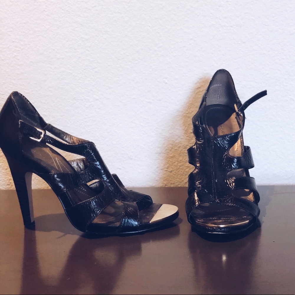 Tahari Black Leather Heels